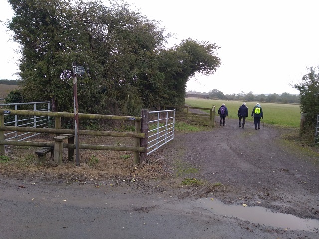 Starting on the path to The Oxfordshire Way copy