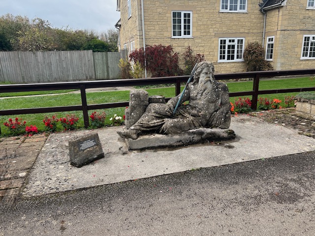 251207 Lechlade1
