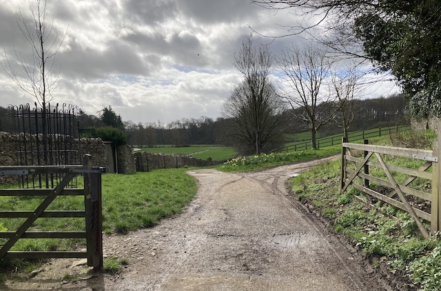 260315 Bibury3